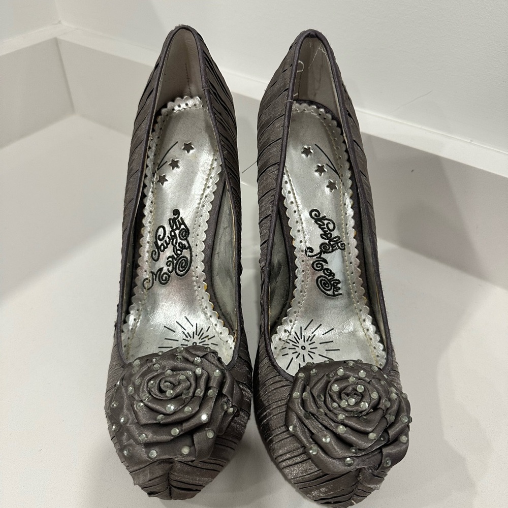 Elegant Gray Naughty Monkey Women's Heels